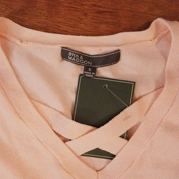 89th & Madison Womens Pink‎ Long Sleeve V Neck Pullover Blouse Top Size Small - Picture 9 of 10